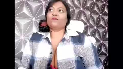 indiandelia online show from 10-21-25, 08:26