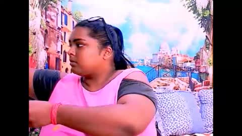 Snapshot of indianfairy4u chatting on 05-12-26, 06:49 natasha online show from 05-12-26, 06:49