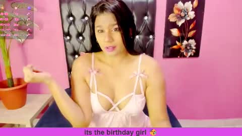 PARADISEQUEEN online show from 07-22-26, 08:06