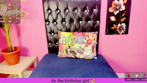 PARADISEQUEEN online show from 07-27-26, 07:15