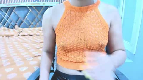 Snapshot of indiankittey chatting on 06-10-26, 01:50 indiankittey online show from 06-10-26, 01:50