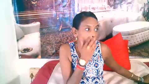 Leah online show from 10-10-25, 06:45