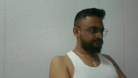 Indian lover online show from 09-26-25, 09:24