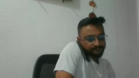 Indian lover online show from 10-25-25, 06:32