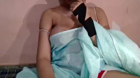 Snapshot of indianpatakha chatting on 09-18-25, 10:01 indianpatakha online show from 09-18-25, 10:01