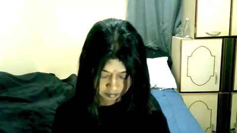Snapshot of indianpleasures21 chatting on 05-01-26, 04:39 indianpleasures21 online show from 05-01-26, 04:39
