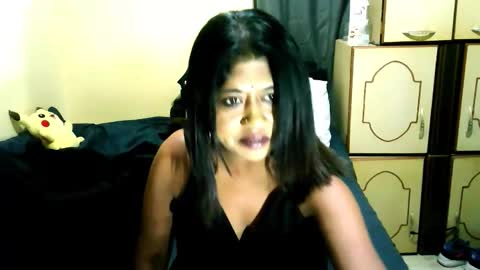 Snapshot of indianpleasures21 chatting on 05-15-26, 02:51 indianpleasures21 online show from 05-15-26, 02:51