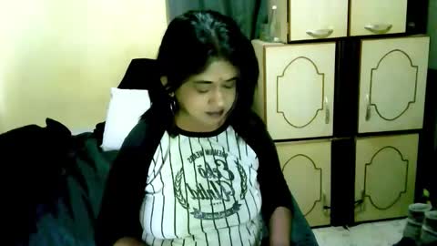 Snapshot of indianpleasures21 chatting on 06-01-26, 07:04 indianpleasures21 online show from 06-01-26, 07:04