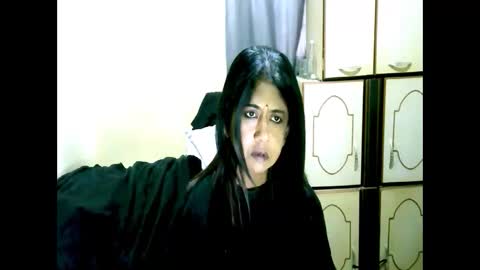 Snapshot of indianpleasures21 chatting on 06-04-26, 10:21 indianpleasures21 online show from 06-04-26, 10:21