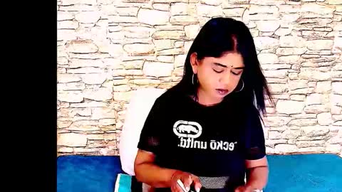 Snapshot of indianpleasurez1 chatting on 11-11-25, 06:41 Mika online show from 11-11-25, 06:41