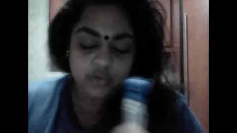 Snapshot of indianpooja1027 chatting on 09-19-25, 08:20 indianpooja1027 online show from 09-19-25, 08:20