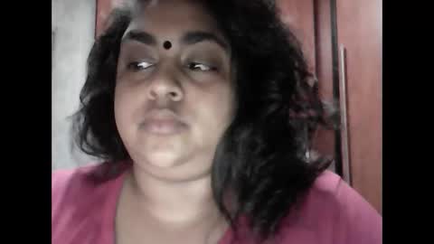 Snapshot of indianpooja1027 chatting on 12-15-25, 07:29 indianpooja1027 online show from 12-15-25, 07:29