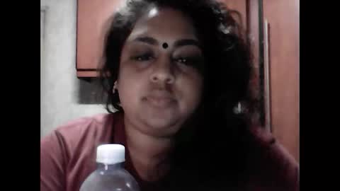 Snapshot of indianpooja1027 chatting on 05-08-26, 08:25 indianpooja1027 online show from 05-08-26, 08:25
