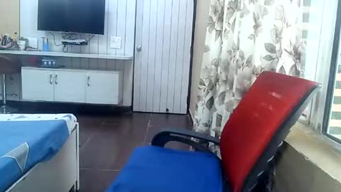 Snapshot of indianrads9 chatting on 12-12-24, 06:25 Radha online show from 12-12-24, 06:25