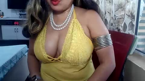 Snapshot of indianrads9 chatting on 02-13-25, 07:56 Radha online show from 02-13-25, 07:56