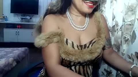 Snapshot of indianrads9 chatting on 02-26-25, 09:05 Radha online show from 02-26-25, 09:05