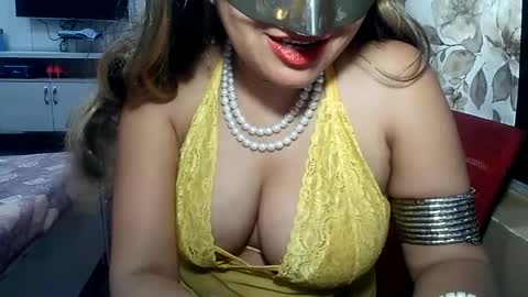 Snapshot of indianrads9 chatting on 02-27-25, 09:36 Radha online show from 02-27-25, 09:36