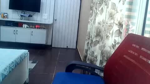 Snapshot of indianrads9 chatting on 09-11-25, 09:42 Radha online show from 09-11-25, 09:42