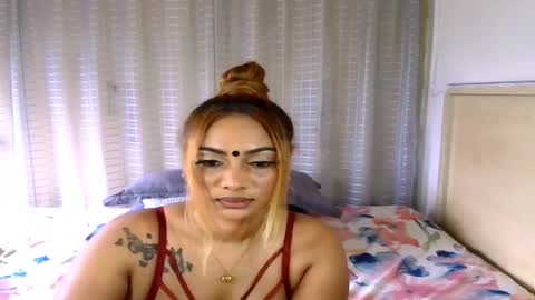 Snapshot of indiansecretlove20 chatting on 01-13-26, 09:47 goddess online show from 01-13-26, 09:47