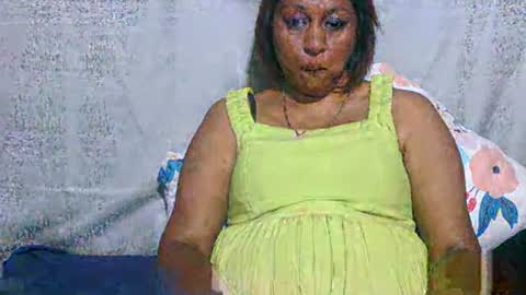Snapshot of indiansexymilf chatting on 06-01-26, 08:49 candice online show from 06-01-26, 08:49