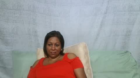 Snapshot of indiansexymilf chatting on 06-27-26, 06:51 candice online show from 06-27-26, 06:51