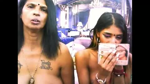 Snapshot of indiansexyslender4u2luv chatting on 11-06-25, 10:05 indiansexyslender4u2luv online show from 11-06-25, 10:05