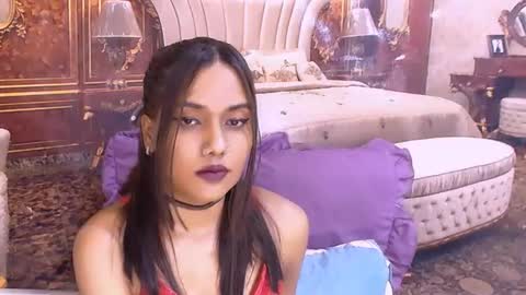 Snapshot of indianskies chatting on 06-22-26, 06:27 Sky online show from 06-22-26, 06:27