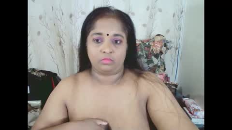 Snapshot of indiantasha chatting on 04-27-26, 06:39 indiantasha online show from 04-27-26, 06:39
