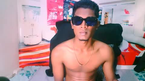 Snapshot of indianthuggin chatting on 10-28-25, 04:49 BabyFace online show from 10-28-25, 04:49