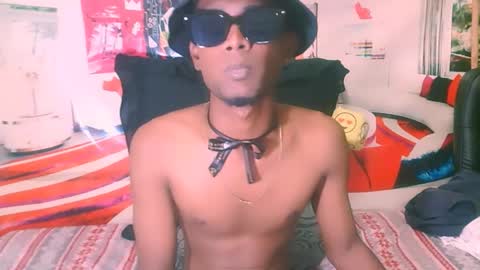 Snapshot of indianthuggin chatting on 11-14-25, 07:01 BabyFace online show from 11-14-25, 07:01
