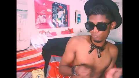 Snapshot of indianthuggin chatting on 11-18-25, 06:01 BabyFace online show from 11-18-25, 06:01
