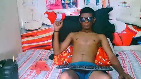 Snapshot of indianthuggin chatting on 12-13-25, 09:09 BabyFace online show from 12-13-25, 09:09