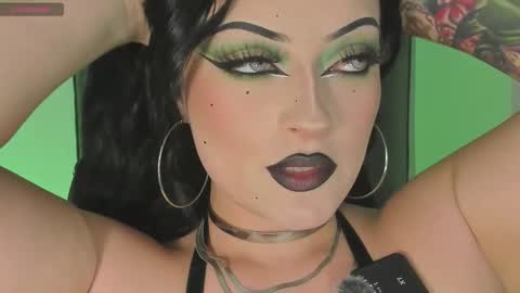 Snapshot of indie_78 chatting on 01-15-26, 05:05 Hey Im Indie follow me on my instagram online show from 01-15-26, 05:05