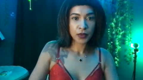 Snapshot of indiemarz chatting on 10-02-25, 06:31 IndieMarz online show from 10-02-25, 06:31