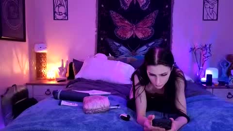 Indigo Bay online show from 06-11-26, 05:27