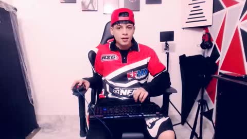 matias online show from 11-21-25, 10:08