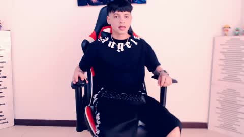 matias online show from 04-18-26, 04:55