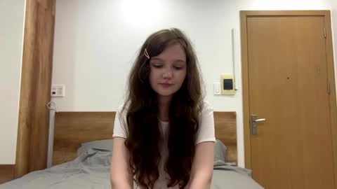 Viola online show from 05-21-26, 12:56