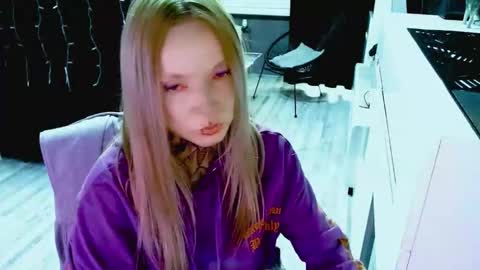 Snapshot of inesdesire chatting on 09-29-25, 03:39 InesDesire online show from 09-29-25, 03:39