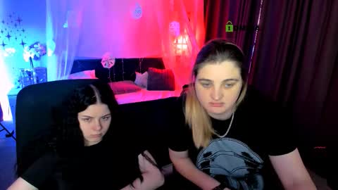 inga_gree online show from 12-22-25, 08:33