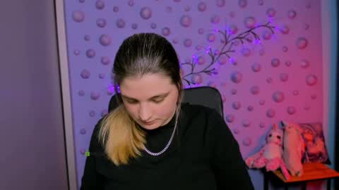 inga_gree online show from 01-06-26, 08:34