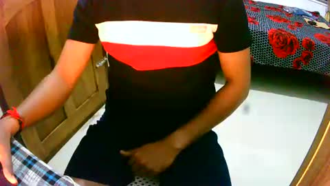 Snapshot of ingloriousuncut chatting on 01-08-25, 06:52 Inglorious Hairy Uncut online show from 01-08-25, 06:52