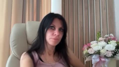 Snapshot of injaathome chatting on 07-14-26, 04:02 InjaAtHome online show from 07-14-26, 04:02
