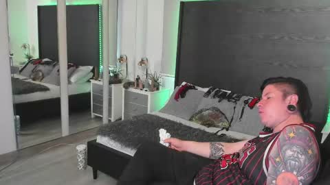 Snapshot of inkedsinners_ chatting on 05-21-26, 03:19 inkedsinners_ online show from 05-21-26, 03:19