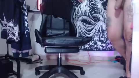 inmortal lamb online show from 10-14-25, 05:03