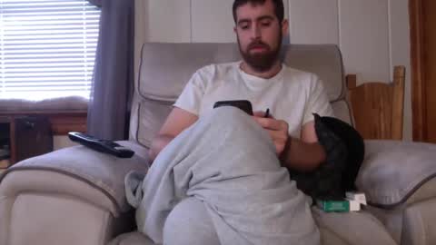 Snapshot of inmybackyard chatting on 12-31-24, 06:02 InMyBackyard online show from 12-31-24, 06:02