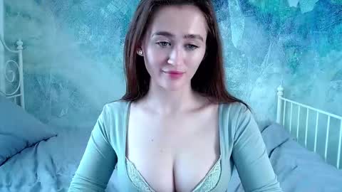 Lina online show from 03-24-26, 11:26