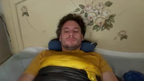 Snapshot of innocent__bystander chatting on 11-28-25, 08:17 innocent__bystander online show from 11-28-25, 08:17