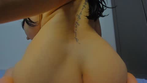 Snapshot of innocent__student18 chatting on 02-01-25, 05:58 ALESSIA online show from 02-01-25, 05:58