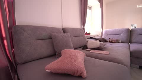 Maria online show from 12-16-24, 01:32